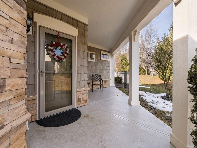 6798 Garden View Drive, Westerville, OH 43082 Photo 2