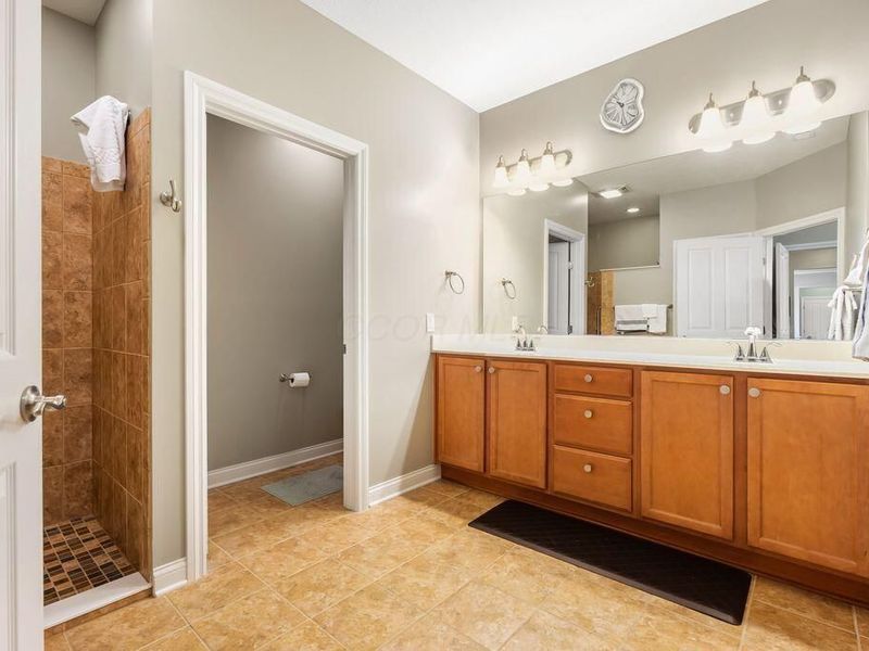 6798 Garden View Drive, Westerville, OH 43082 Photo 22