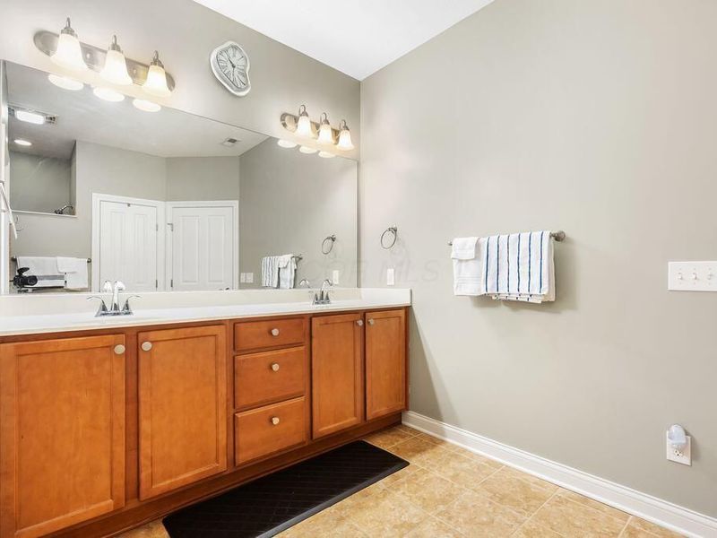 6798 Garden View Drive, Westerville, OH 43082 Photo 23