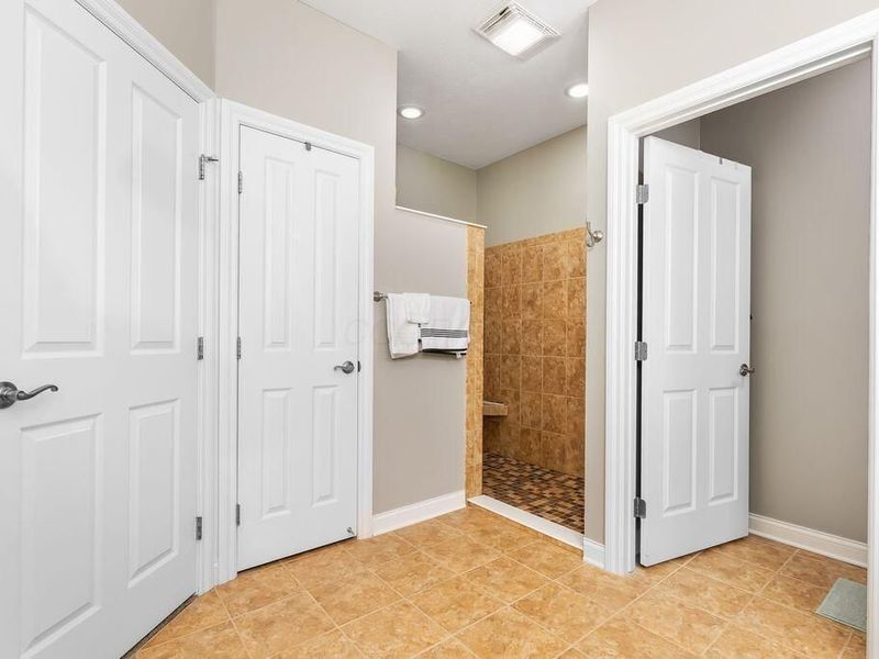 6798 Garden View Drive, Westerville, OH 43082 Photo 24