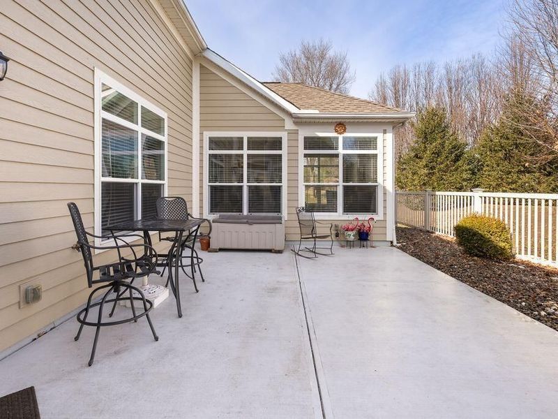 6798 Garden View Drive, Westerville, OH 43082 Photo 38