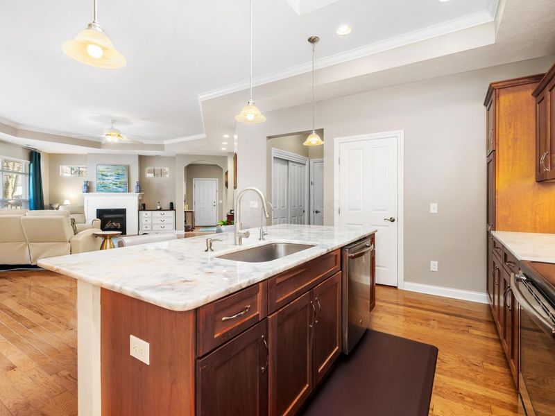 6798 Garden View Drive, Westerville, OH 43082 Photo 9