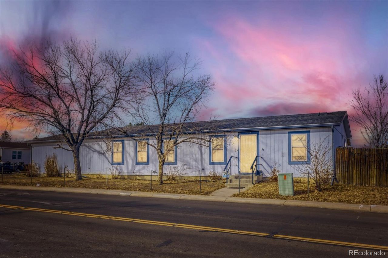 9008 Fontaine Street, Denver, CO 80260 Main Photo