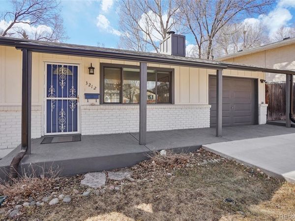 3212 W FONTANERO Street W, Colorado Springs, CO 80904