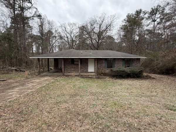 336 Sherry, Millport, AL 35576