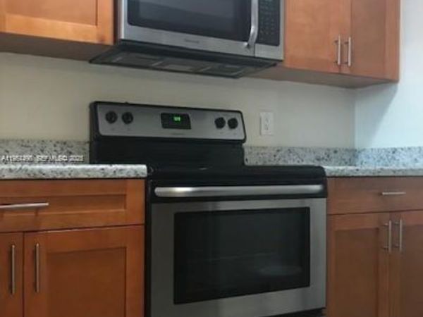 10018 NW 4th St , Unit 203, Pembroke Pines, FL 33024