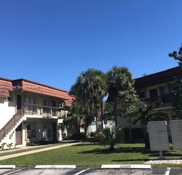 10018 NW 4th St , Unit 203, Pembroke Pines, FL 33024 Photo