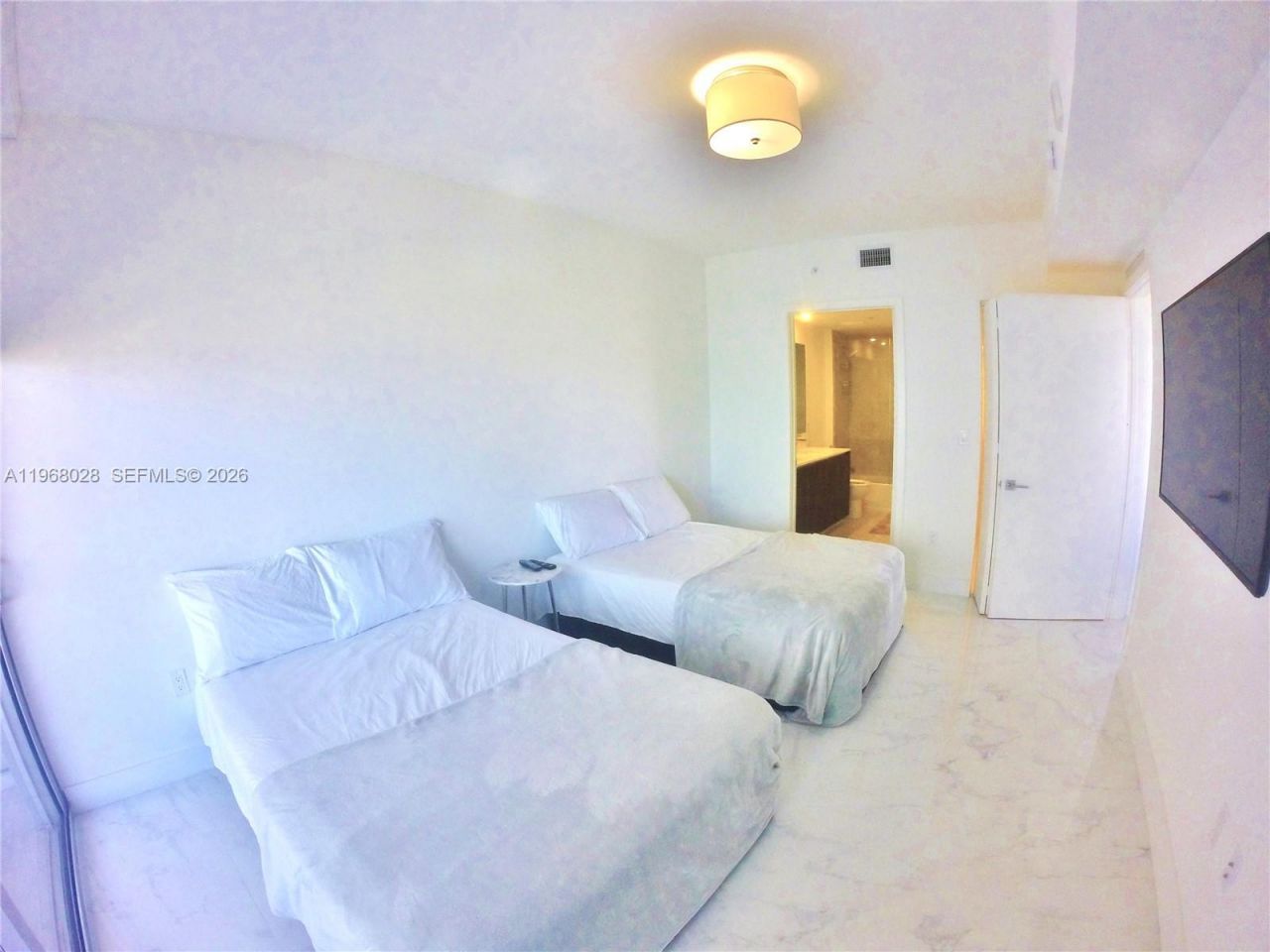 488 NE 18th St, Unit 2001, Miami, FL 33132 Photo