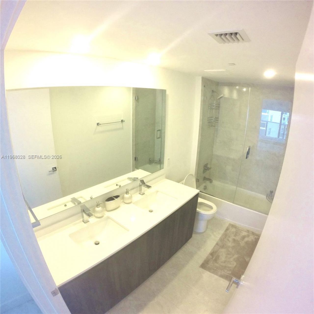 488 NE 18th St, Unit 2001, Miami, FL 33132 Photo