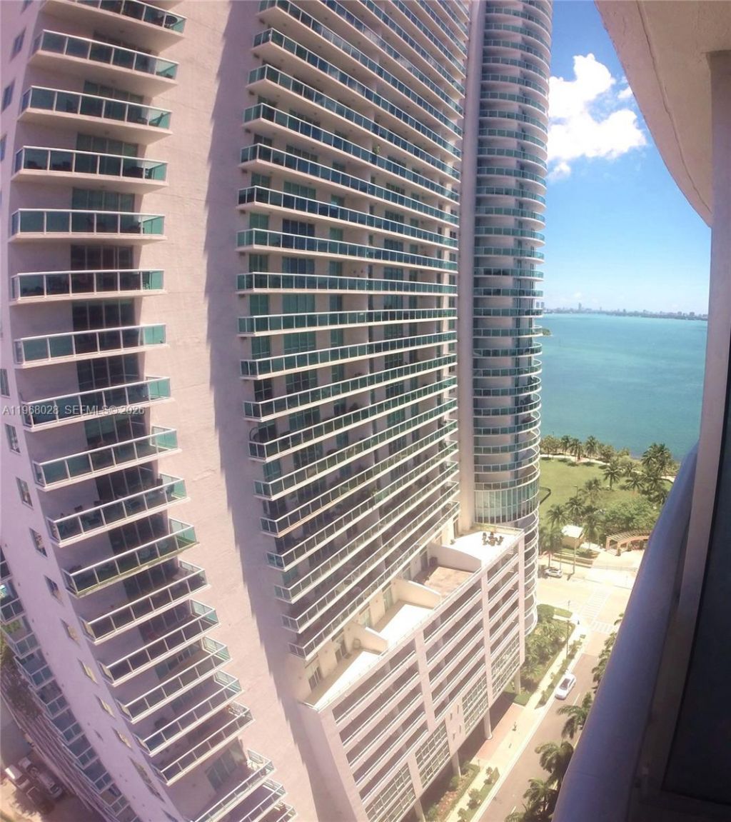 488 NE 18th St, Unit 2001, Miami, FL 33132 Photo