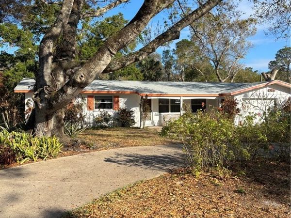 2726 49th Avenue, Vero Beach, FL 32966