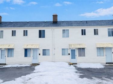 7 Trent Sq, Buffalo, NY 14225