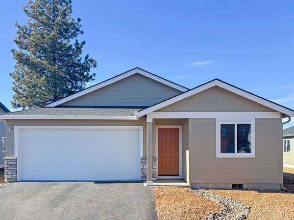 51783 Jubilee Pine Dr, La Pine, OR 97739