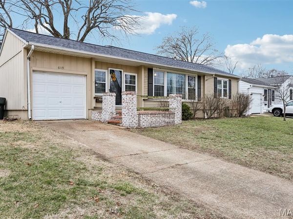 6119 Archwood Lane, St Louis, MO 63123