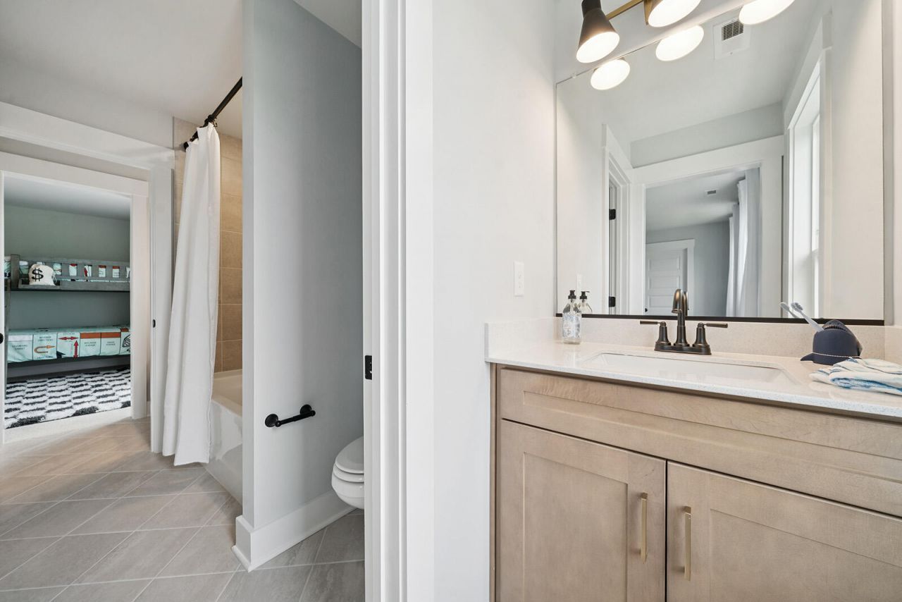 4010 Grange Circle Photo 25