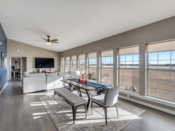 1725 Fm 2504, Poteet, TX 78065