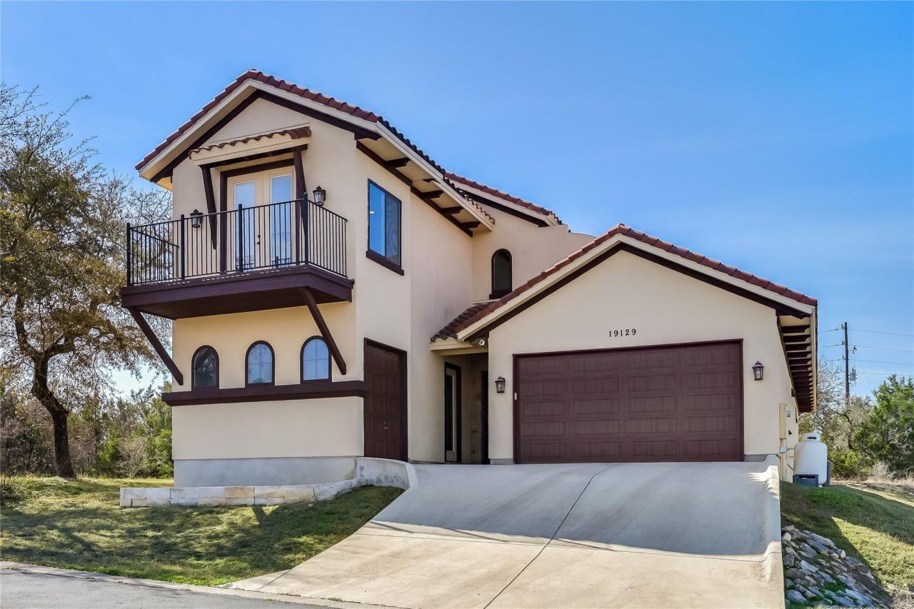 19129 Camelot Woods Cv, Lago Vista, TX 78645 Main Photo