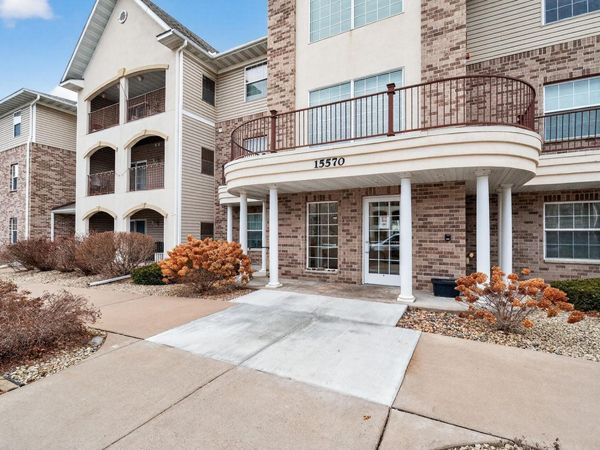 15570 Linnet Street NW, Unit 2-110, Andover, MN 55304