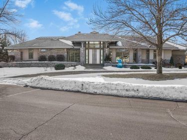 11465 Keystone Court , Hopkins, MN 55305