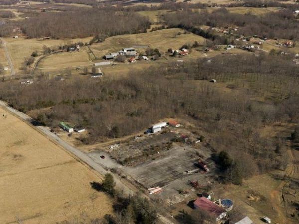 272 & 256 Hilltop View Road, Summer Shade, KY 42166