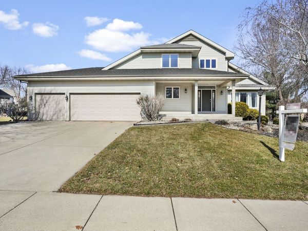 5526 Grassland Trail, Middleton, WI 53562