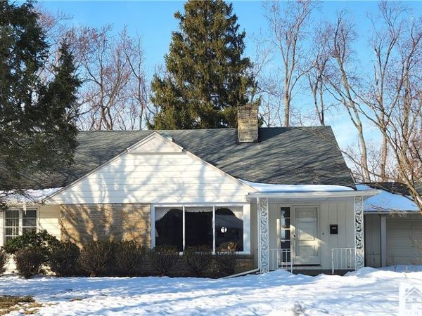 8 Lafayette Avenue, Dunkirk, NY 14048