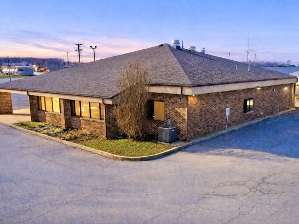 1415 Sam Houston Boulevard, Houston, MO 65483