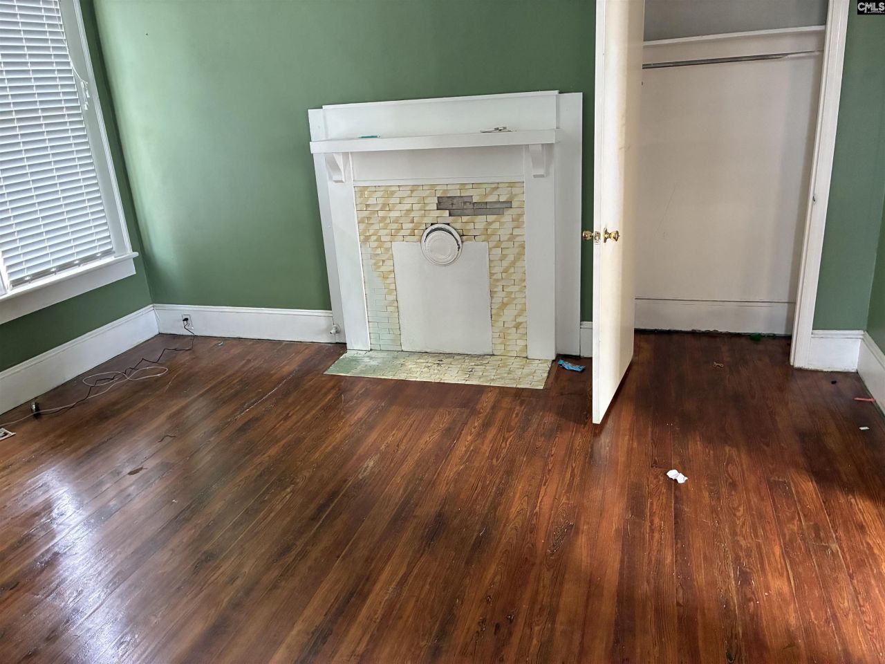 1907 Harrington Photo 7