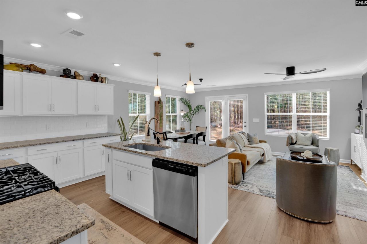 403 Nutsedge Court Photo 11