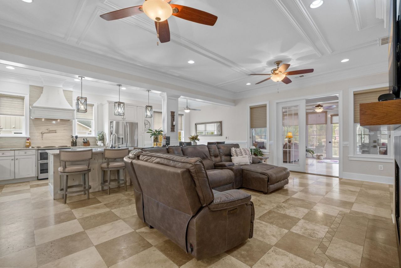 1080 Fiddlehead Way Photo 20