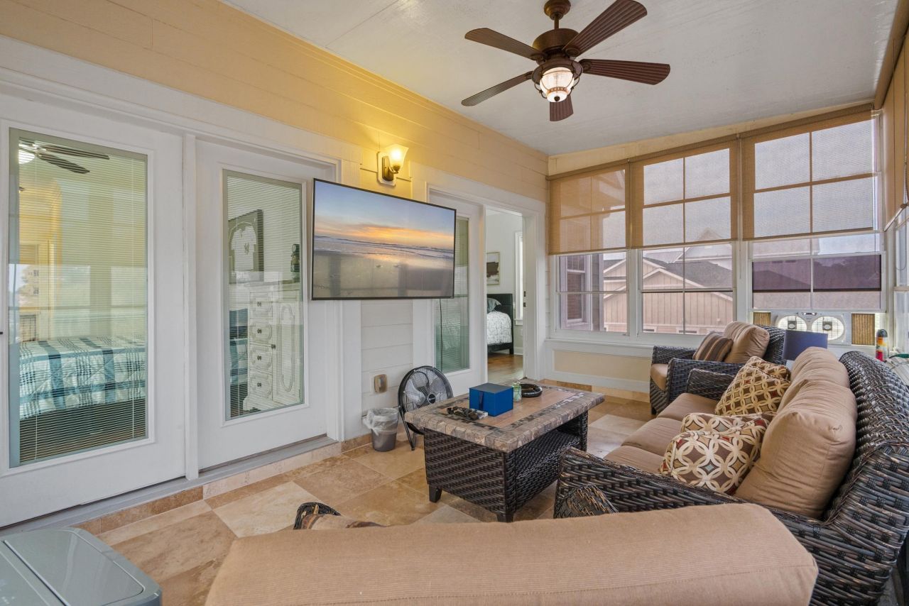 1080 Fiddlehead Way Photo 50