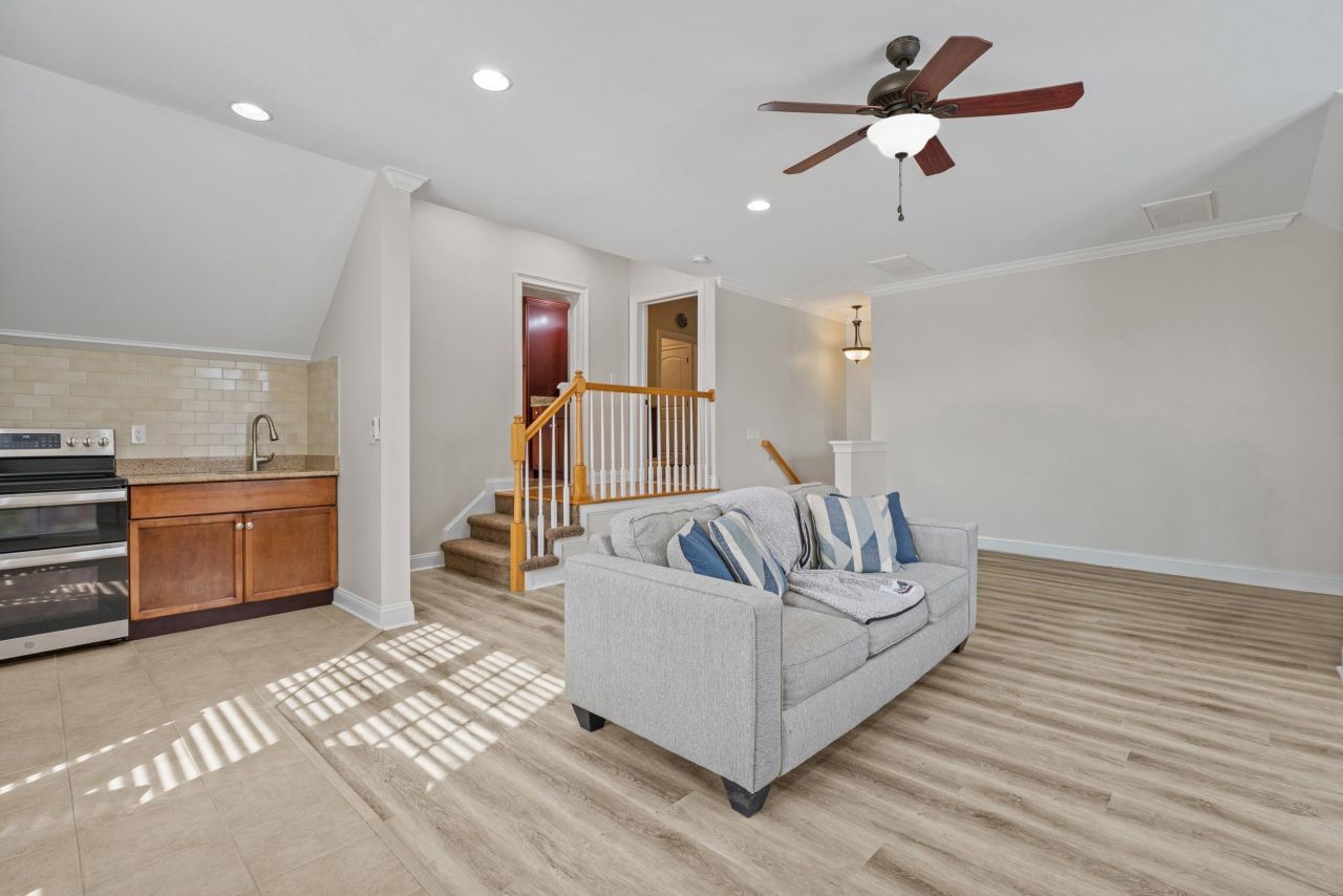 1080 Fiddlehead Way Photo 61