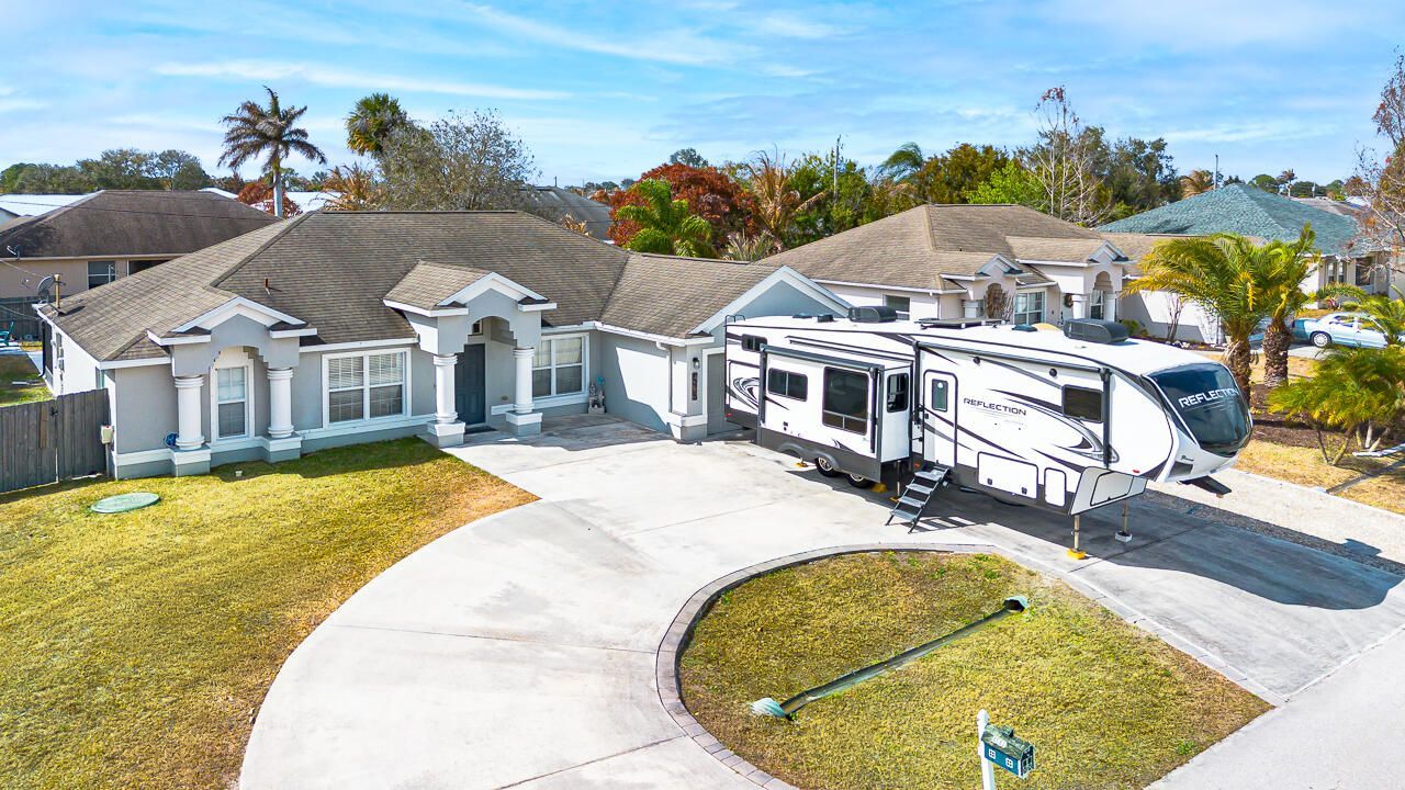 4582 SW Uleta Street, Port Saint Lucie, FL 34953 Photo