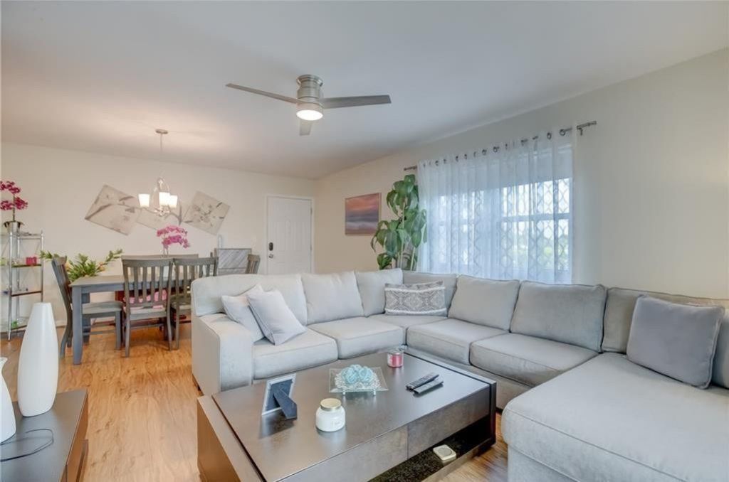 2990 NE 16th Ave, Unit 301, Oakland Park, FL 33334 Photo