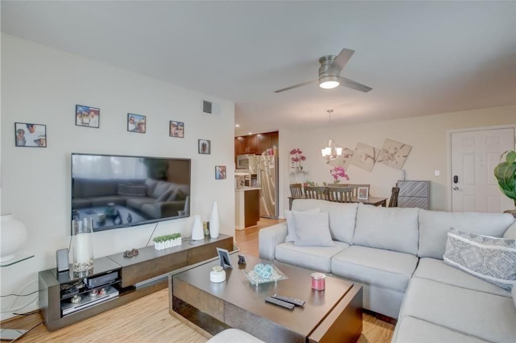 2990 NE 16th Ave, Unit 301, Oakland Park, FL 33334 Photo