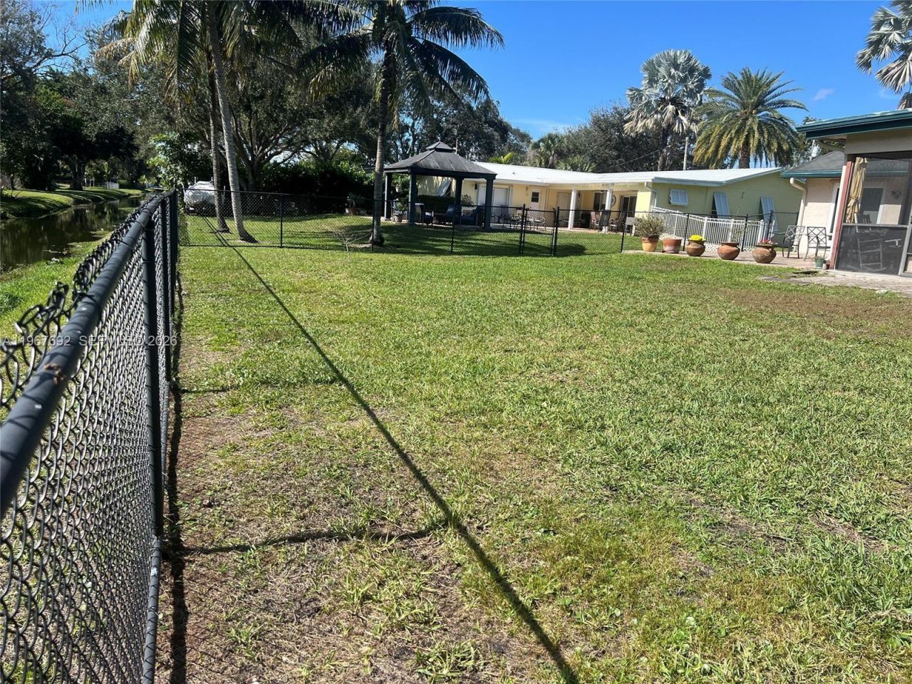 11520 NW 26th St, Plantation, FL 33323 Photo