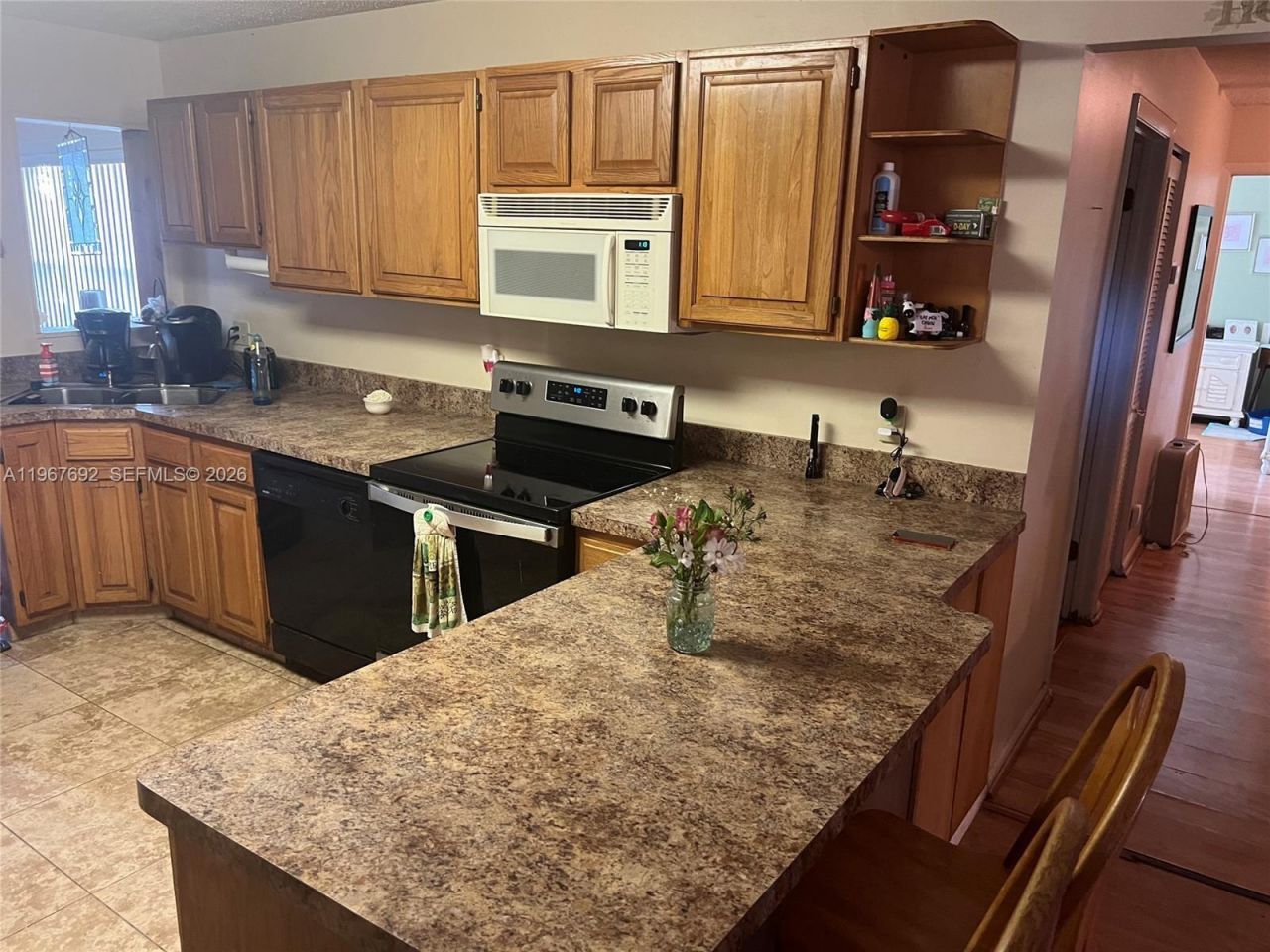 11520 NW 26th St, Plantation, FL 33323 Photo