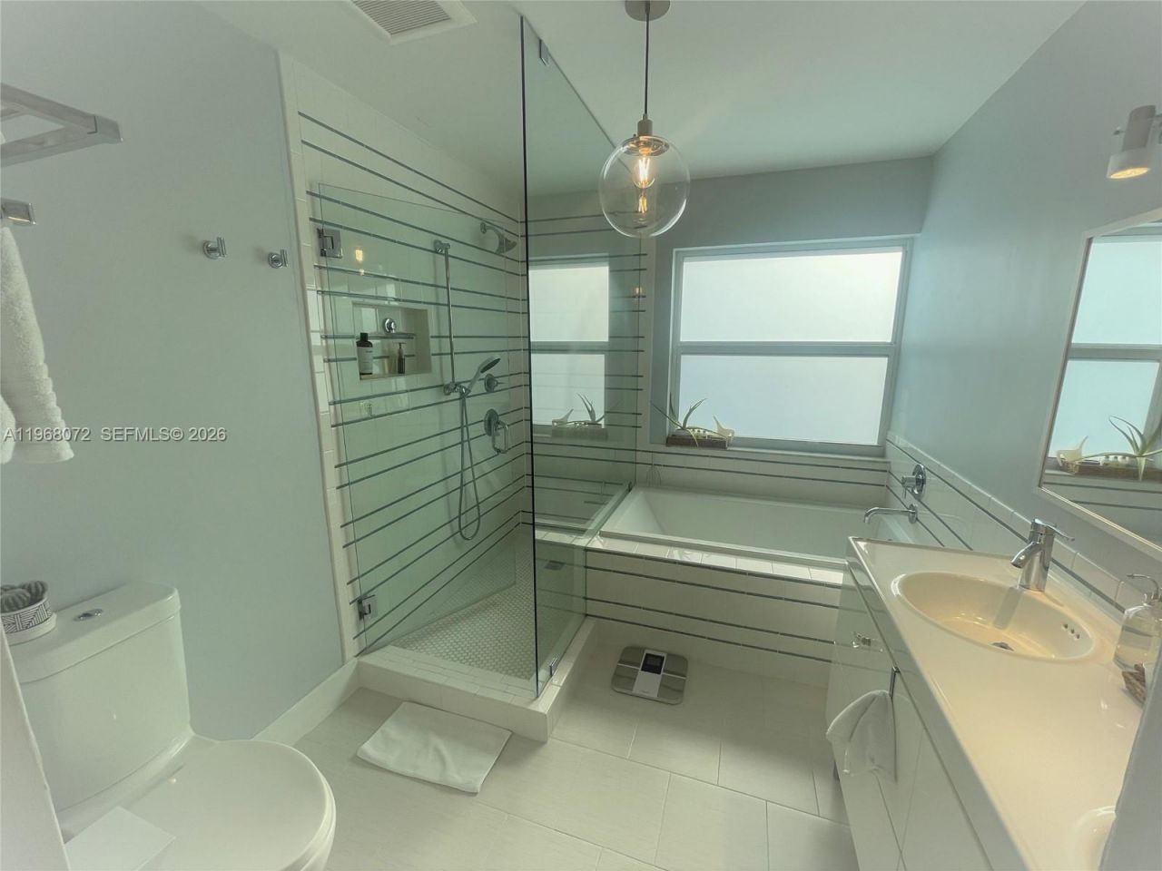 1103 NW 133rd Ct , Unit ., Miami, FL 33182 Photo