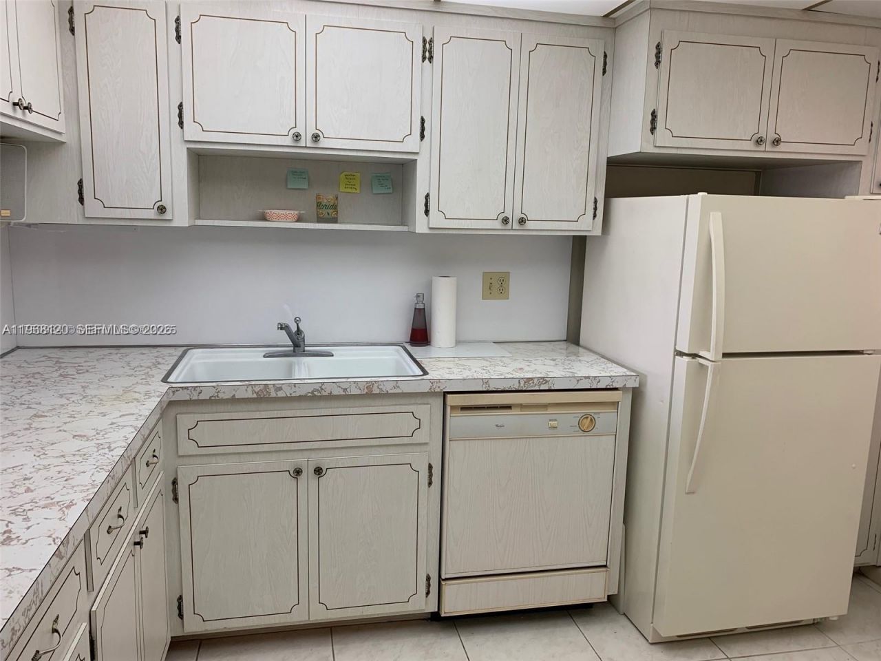 215 SE 3rd Ave, Unit 3 D, Hallandale Beach, FL 33009 Photo