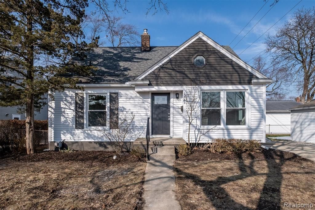 1560 Cambridge Road, Berkley, MI 48072 Main Photo