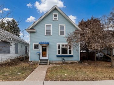 1209 Juno Avenue, Saint Paul, MN 55116