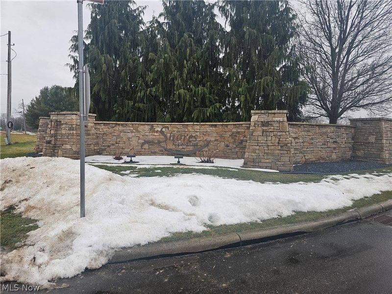 28 Shores Drive, Poland, OH 44514 Photo 5