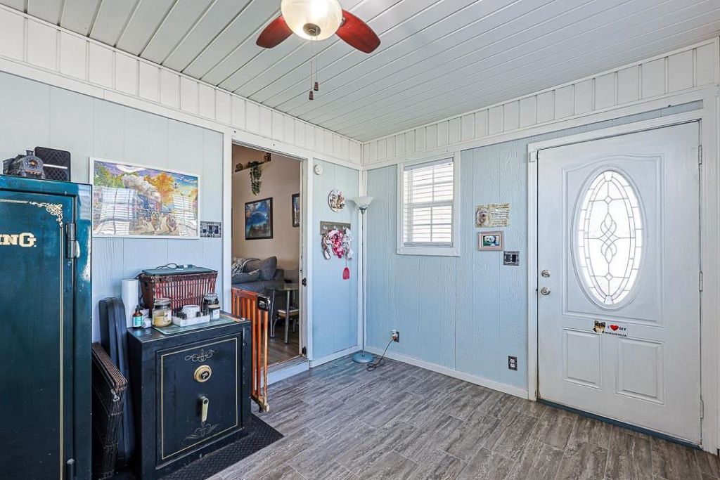 1008 Augustus Dr.  Photo 23