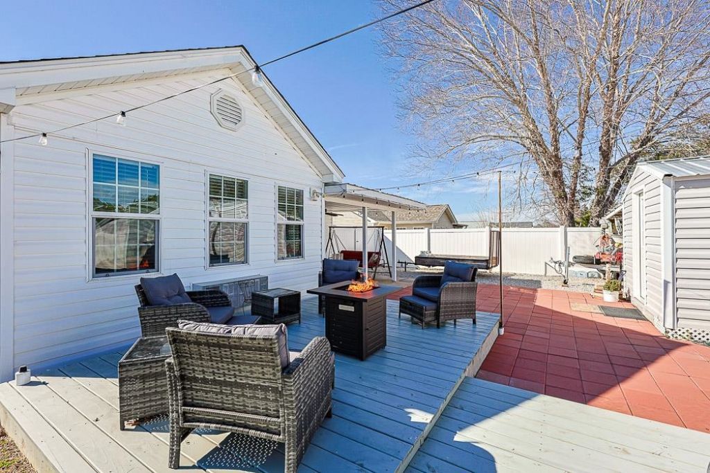 1008 Augustus Dr.  Photo 37