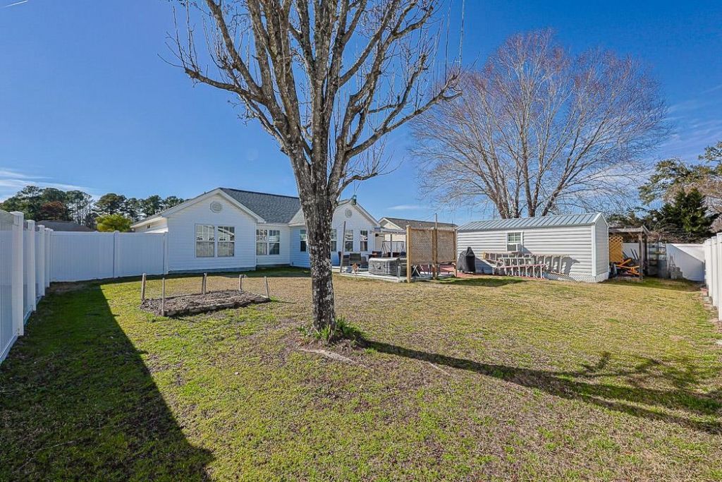 1008 Augustus Dr.  Photo 41