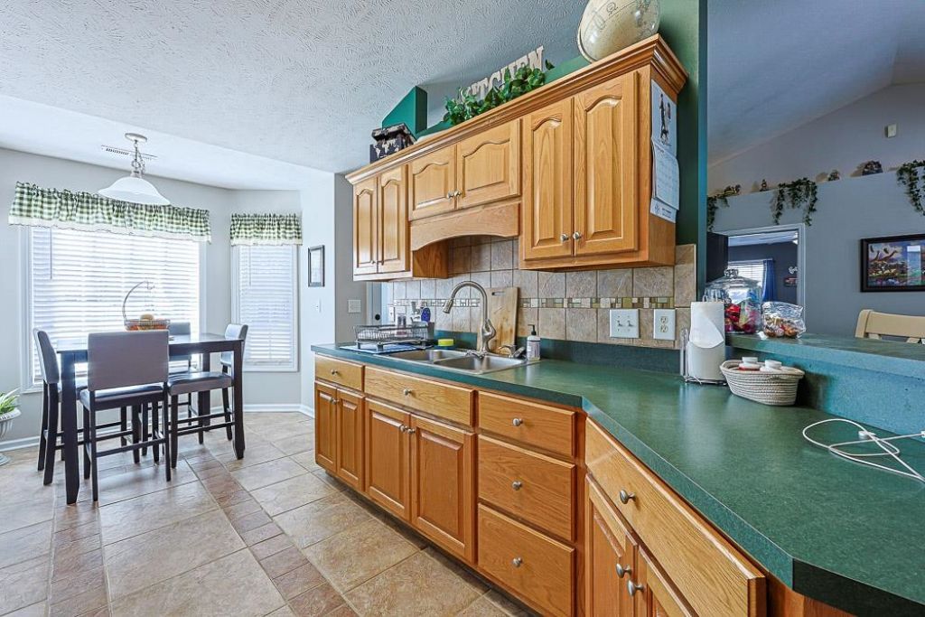 1008 Augustus Dr.  Photo 7