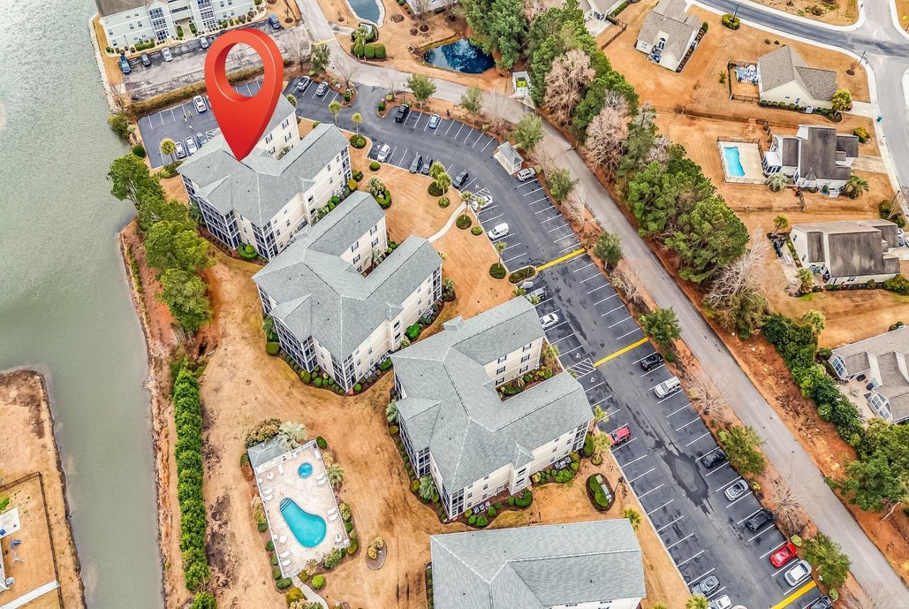 1990 Cross Gate Blvd.  Photo 30