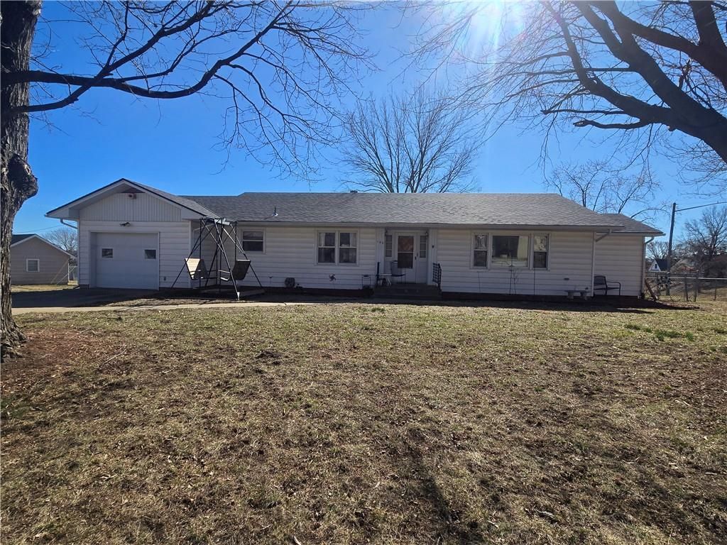 100 E Buford Street, Wellington, MO 64097 Main Photo