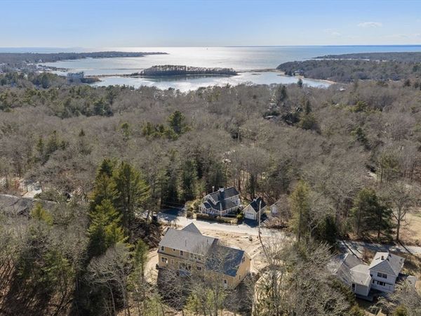 15 Oak Avenue, Bourne, MA 02534