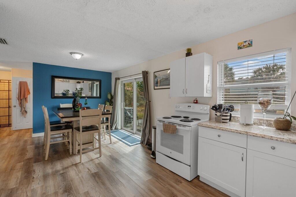 3201 Kentucky Avenue, Fort Pierce, FL 34947 Photo